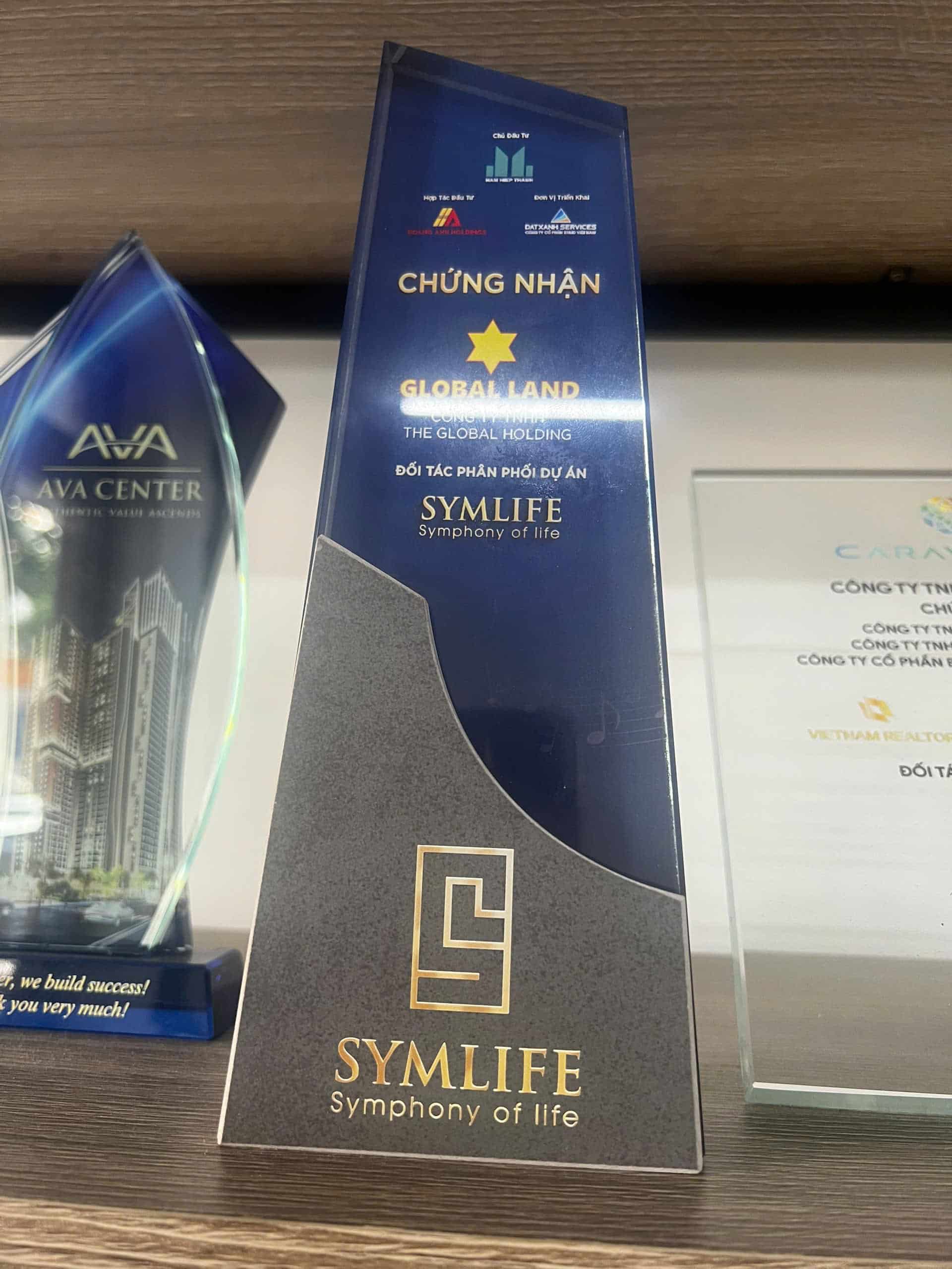 Giấy chứng nhận The Global Holding là đại lý phân phối dự án Symlife