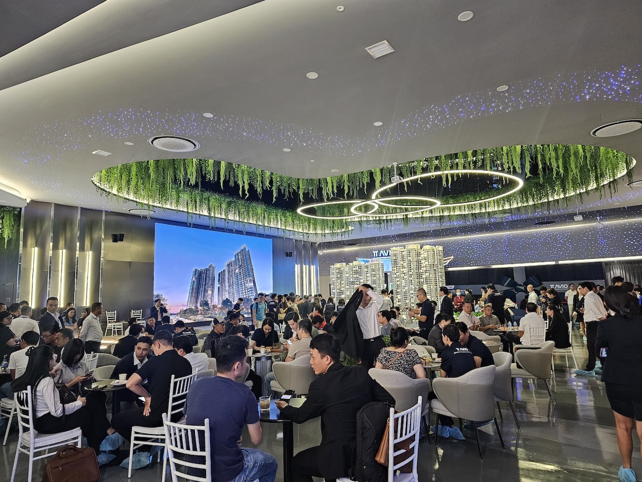 Sa bàn nhà mẫu dự án TT Aivo Dĩ An