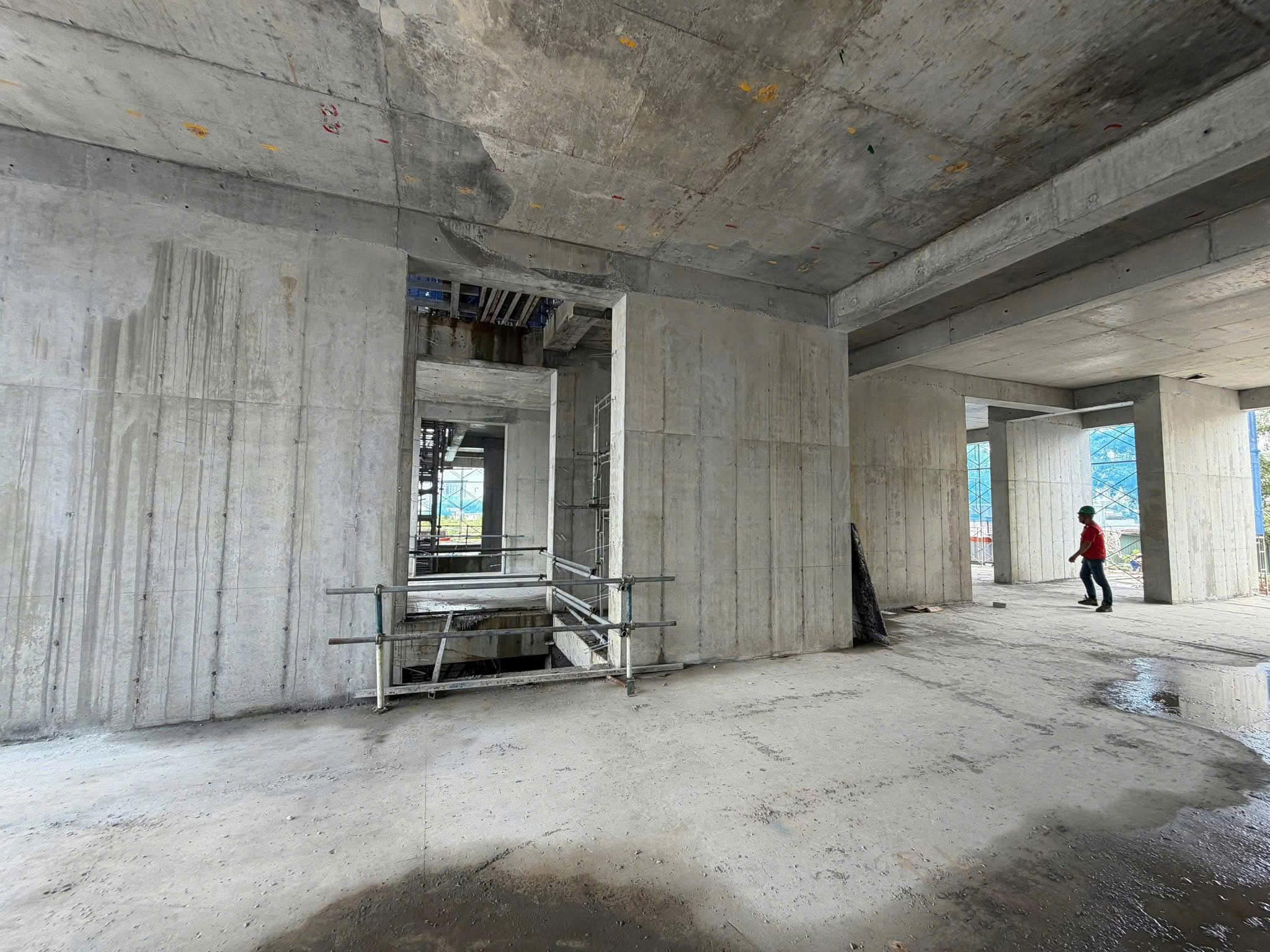 tien-do-moi-can-ho-the-felix-c-holding (3)